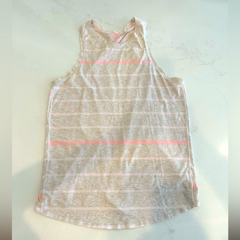 Lululemon medium workout top
